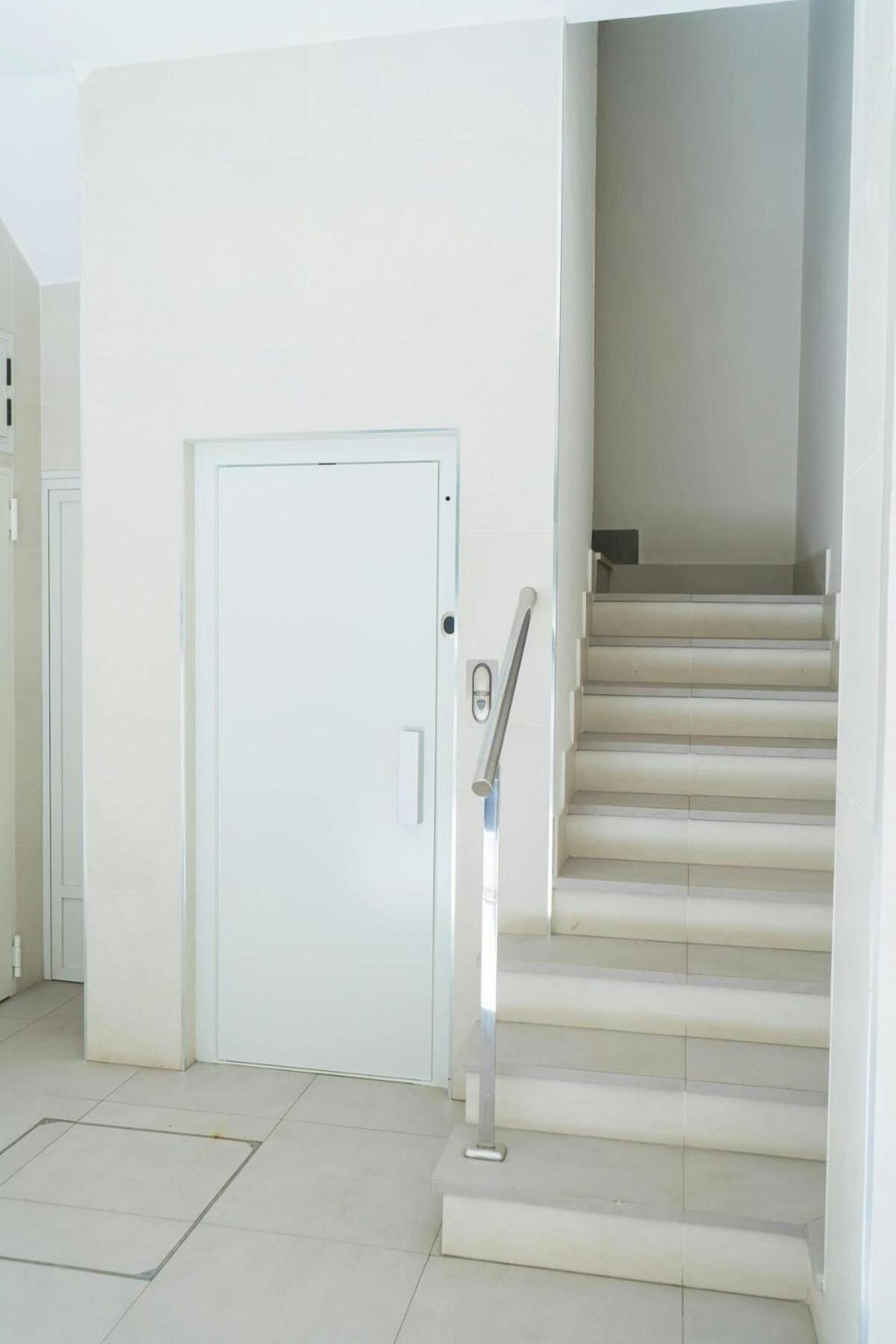 Precioso Apartamento 2 Hab. En Malaga Centro エクステリア 写真